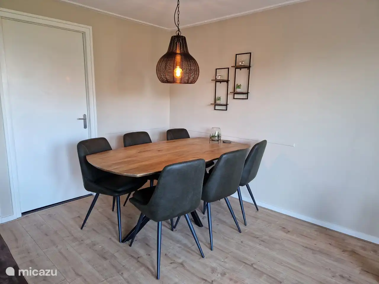 Gemütlicher Essbereich