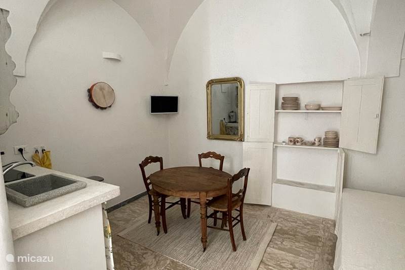 Vakantiehuis Italië, Apulië (Puglia) , Ceglie Messapica Appartement Casa La Volta in het oude centrum