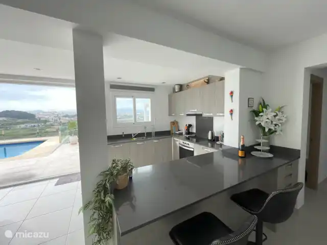 Location de Vacances Espagne, Costa Blanca, Benitachell, villa - Maison Quercia Cuisine entièrement équipée