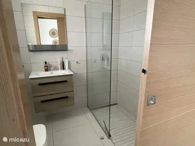 Location de Vacances Espagne, Costa Blanca, Benitachell, villa - Maison Quercia Salle de bain en suite à la chambre principale