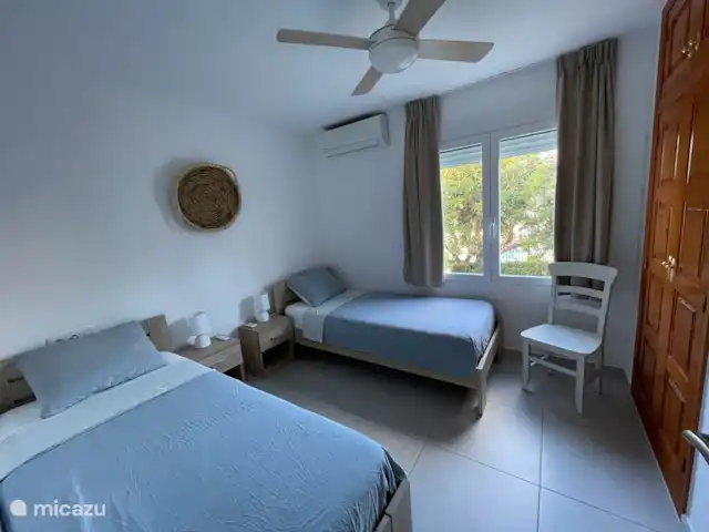 Location de Vacances Espagne, Costa Blanca, Benitachell, villa - Maison Quercia Chambre avec deux lits simples (90x200)