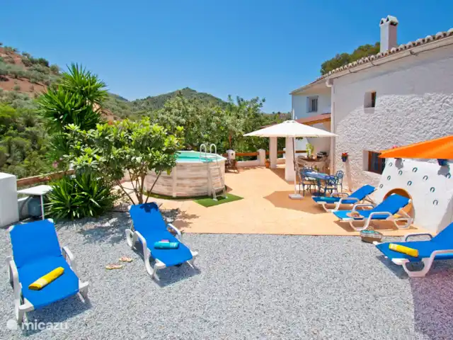 Location de Vacances Espagne, Costa del Sol, Comares, maison de vacances - La Zorzalera Entouré d’une nature magnifique, vous pourrez profiter de délicieuses vacances.