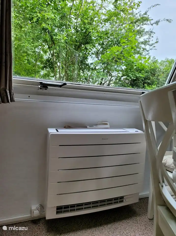 Cottage ist mit Klimaanlage und Heizung ausgestattet.