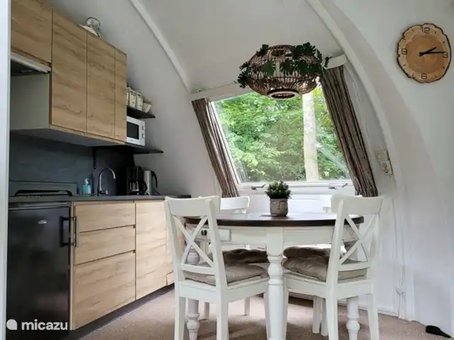 Igloo L'Oasis Verte | Pays-Bas, Brabant-Septentrional, Chaam - bungalow Cuisine confortable avec espace pour 4.