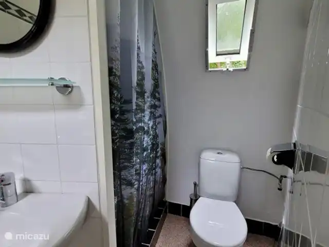 Igloo L'Oasis Verte | Pays-Bas, Brabant-Septentrional, Chaam - bungalow Même dans la salle de bain, le thème de la forêt n'est pas oublié !