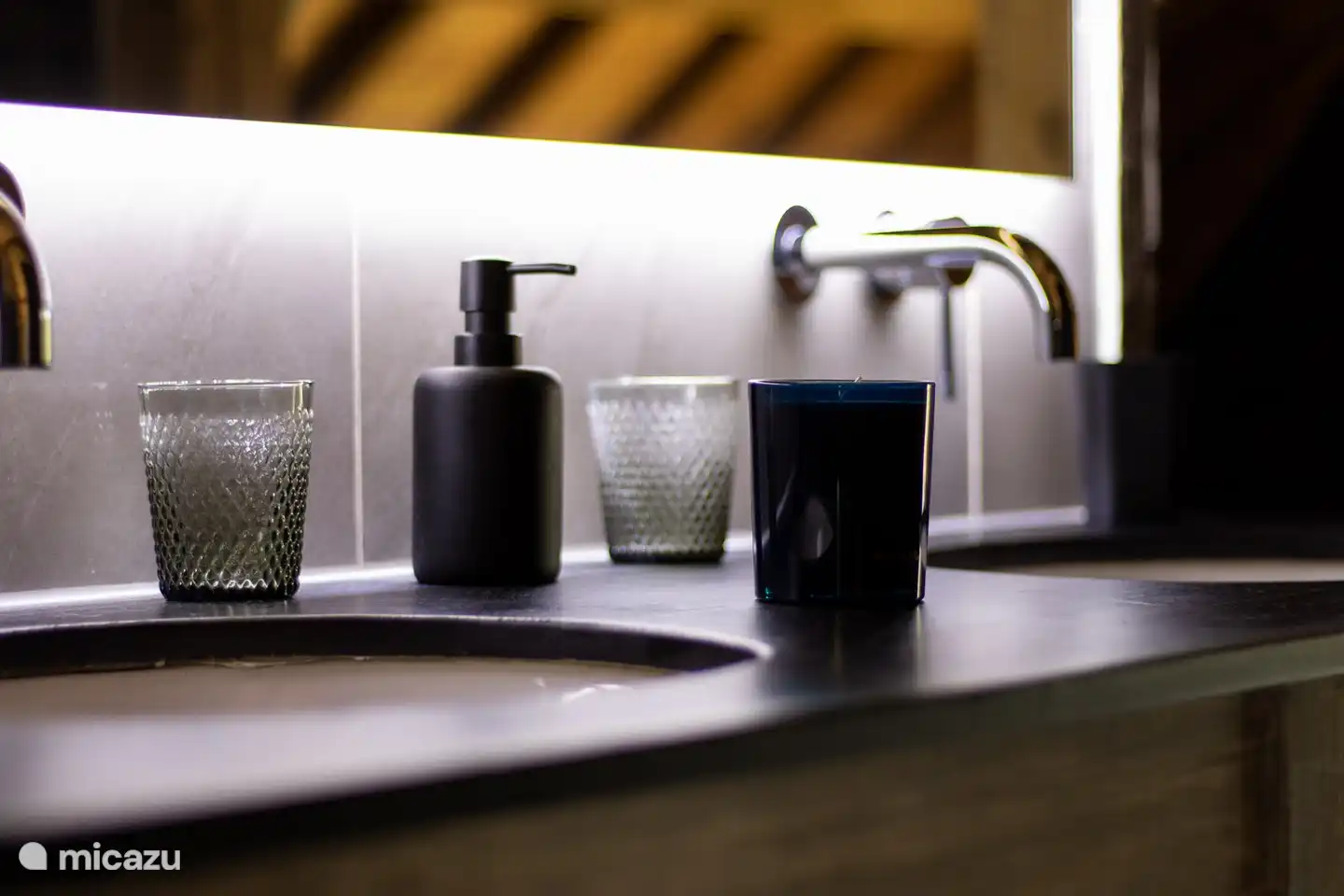 L'évier situé à l'étage.