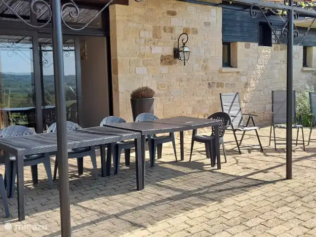 Location de Vacances France, Corrèze, Perpezac-le-Blanc, gîte / cottage - Domaine Leyvinie, Gîte Merlot Domaine Leyvinie, gîte Merlot, terrasse