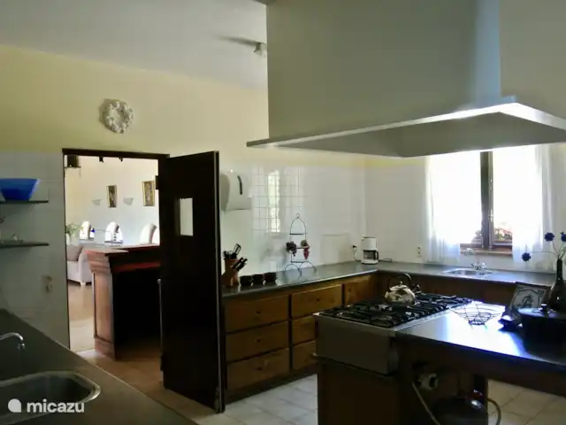 Location de Vacances France, Corrèze, Perpezac-le-Blanc, gîte / cottage - Domaine Leyvinie, Gîte Merlot Domaine Leyvinie, Gite Merlot, cuisine