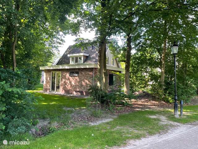 Holiday home in Netherlands, Drenthe, Exloo – holiday house Borgervilla