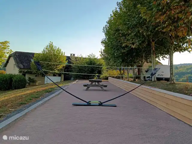 Location de Vacances France, Corrèze, Perpezac-le-Blanc, gîte / cottage - Domaine Leyvinie, Gîte Sauvignon Domaine Leyvinie, terrain de pétanque