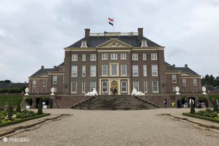 Het Loo Palace in Apeldoorn