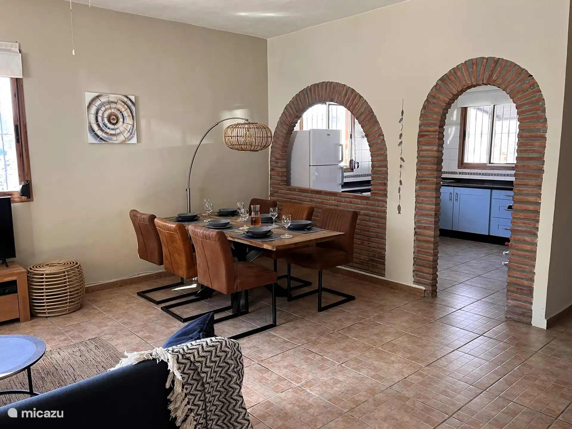 Wohnzimmer mit Essbereich 