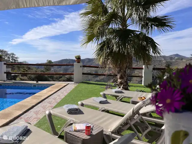 Villa Espejo | Ver | Privacidad en España, Costa del Sol, Torrox - villa Toldo / piscina / juego de salón