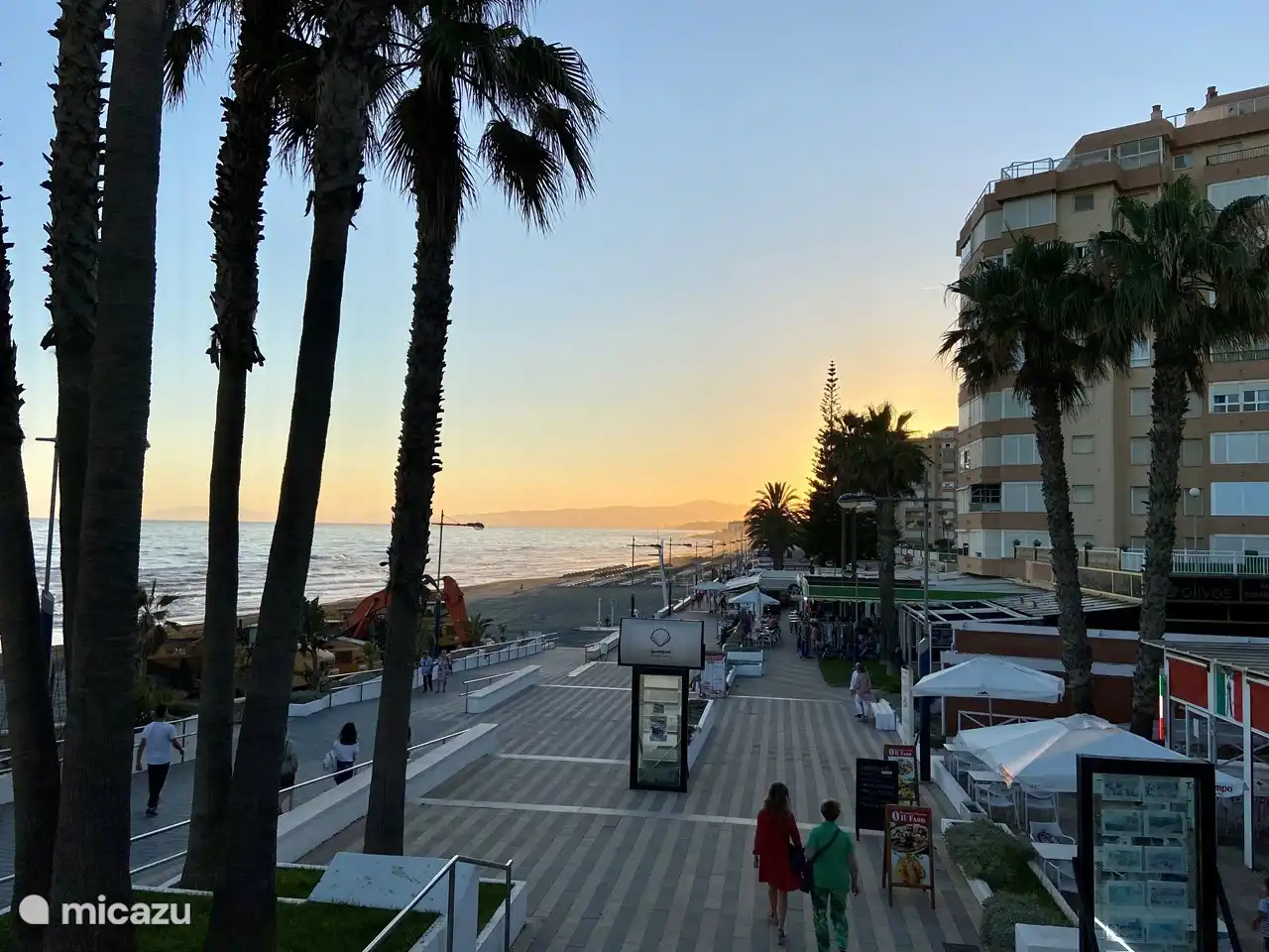 Boulevard Torrox Costa bei Nacht