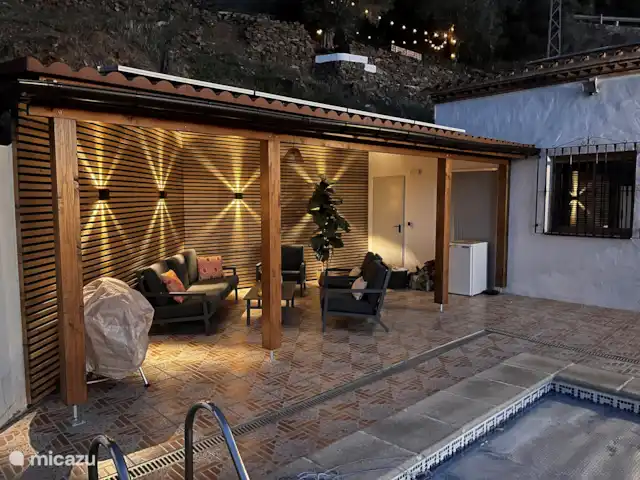 Villa Espejo | Ver | Privacidad en España, Costa del Sol, Torrox - villa Iluminación automática por la noche.