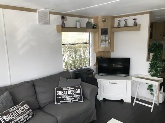 Camping La parcela pallegarste 162 en Países Bajos, Overijssel, Mariënberg  - mobil home / caravana Rincón de TV