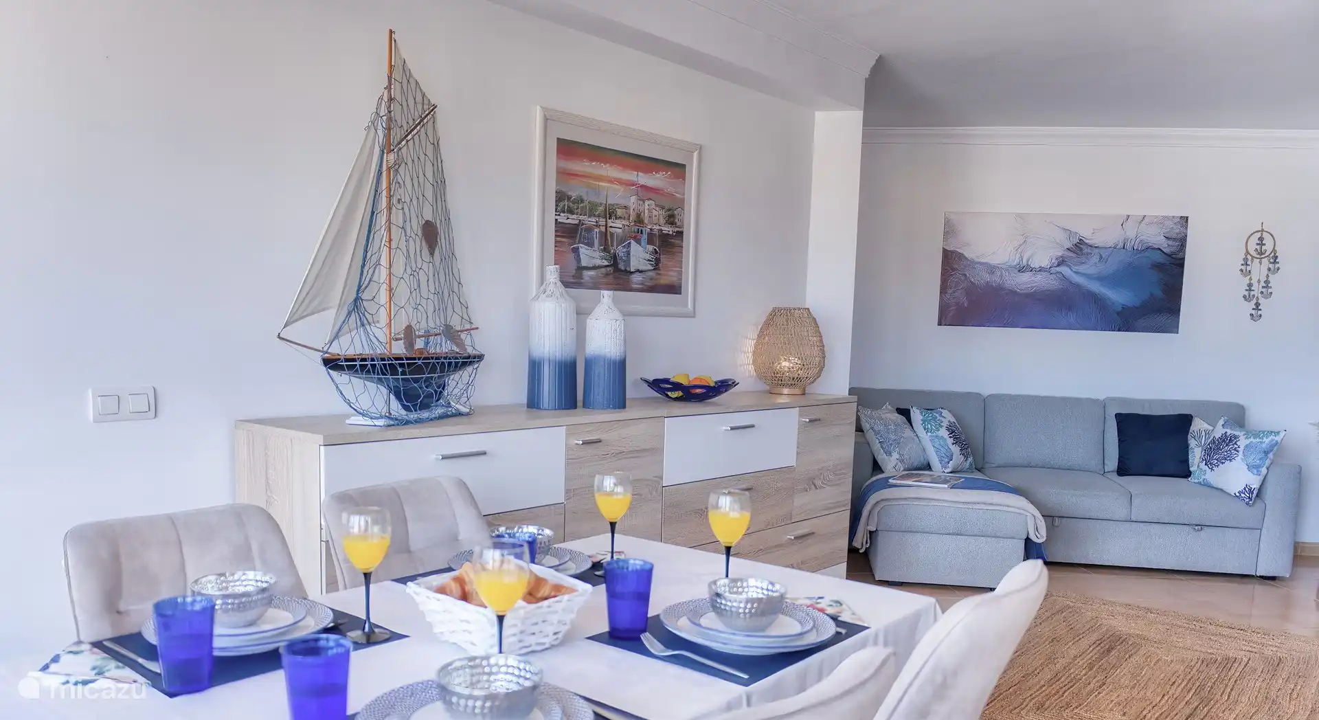 Zona de comedor con vistas 