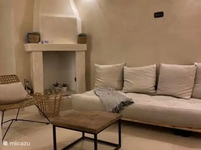 House the white tulip | Italie, Pouilles (Puglia), Ostuni - maison de ville Notre maison de vacances à Ostuni, entièrement rénovée et ramenée à son état historique. Avec tout le confort moderne.
