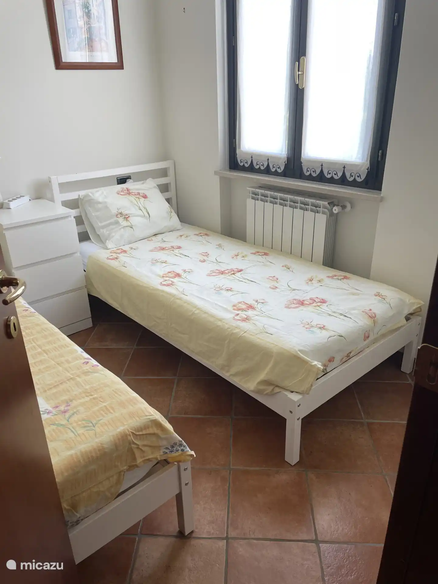 chambre 2 plus un lit simple de 90 x 200