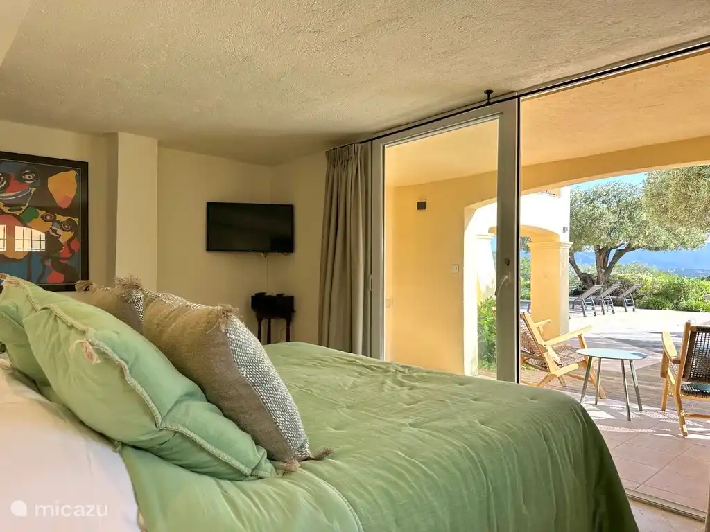 The Garden Room has located on the garden