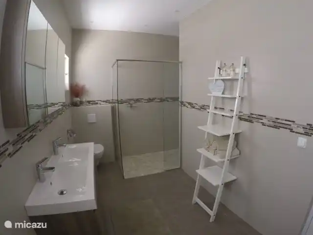 Kas Jannel | Curaçao, Banda Abou (ouest), Fontein - villa Salle de bain attenante avec double vasque