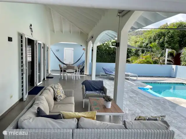 Kas Jannel | Curaçao, Banda Abou (ouest), Fontein - villa Porche avec coin salon spacieux