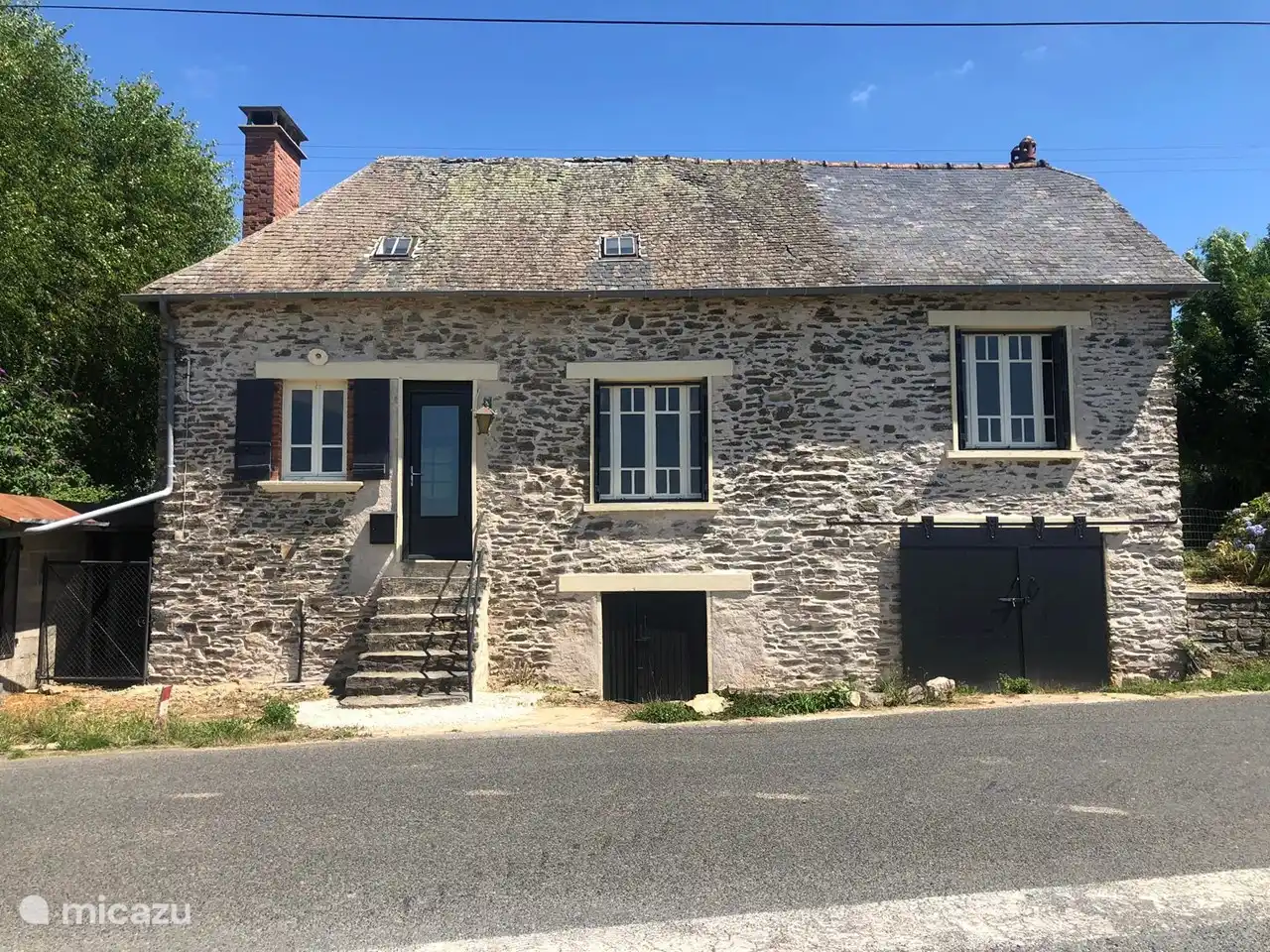 Pomm‘ Pidou in Frankreich, Dordogne, Saint-Cyr-les-Champagnes  - Ferienhaus