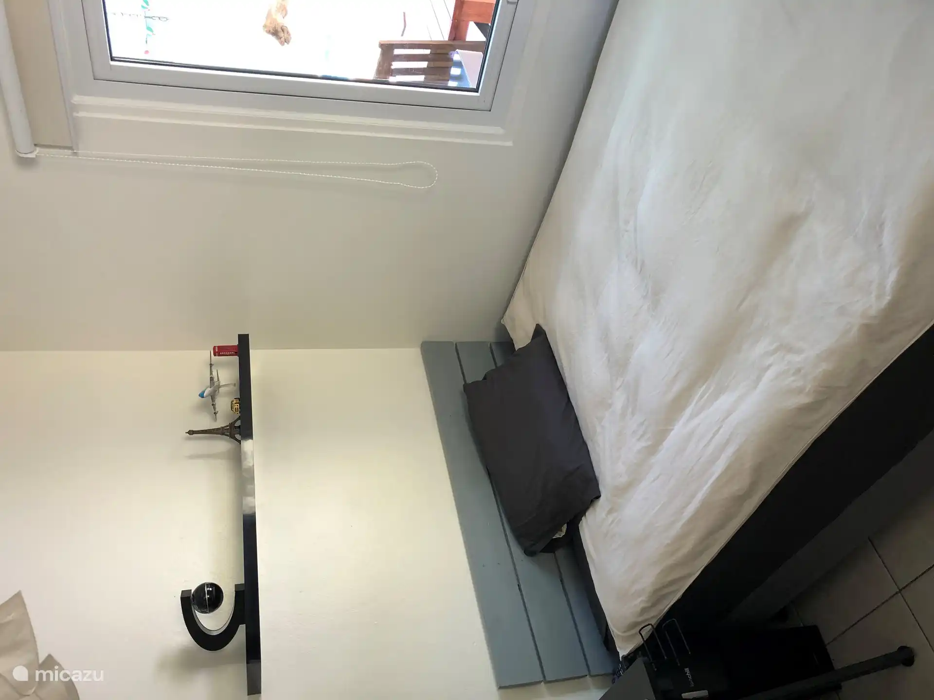 Habitación doble con vistas a la piscina