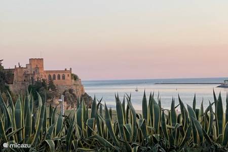 Algarve rotsformaties en Castelo Ferragudo