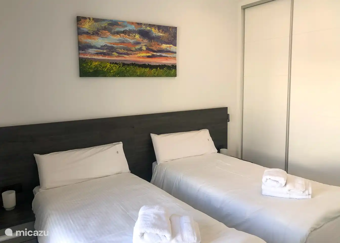 Großer Kleiderschrank im 2. Schlafzimmer