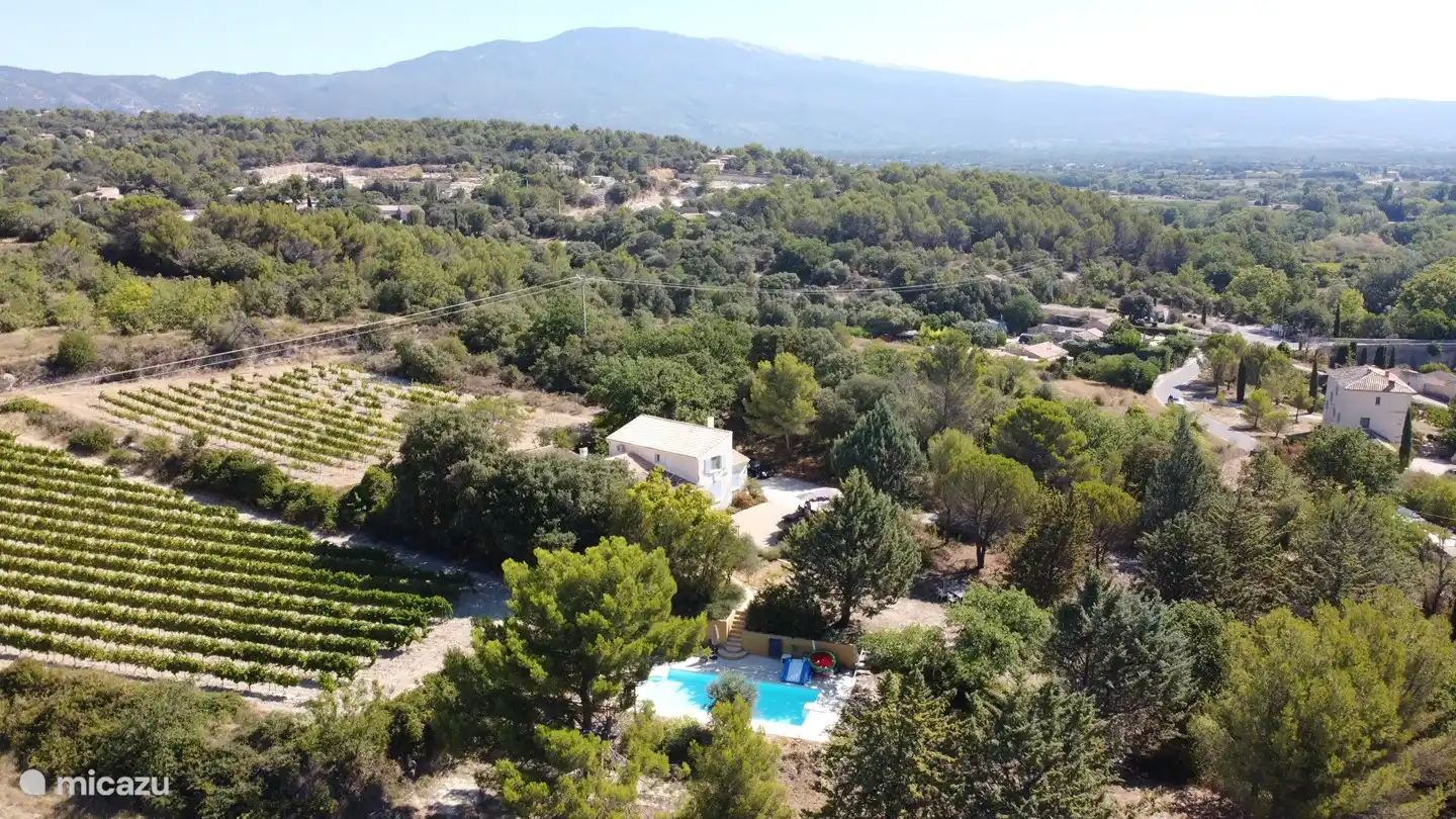 Villa Cantirane von oben gesehen.