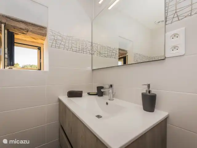 Lavedemme | France, Lot, Salviac - maison de vacances Salle de Bains