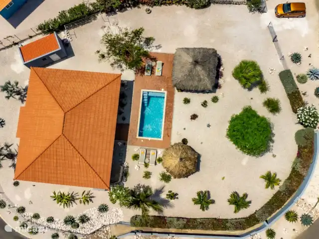 Casa C24 avec piscine privée | Curaçao, Banda Abou (ouest), Fontein - villa Notre maison vue d'en haut.
