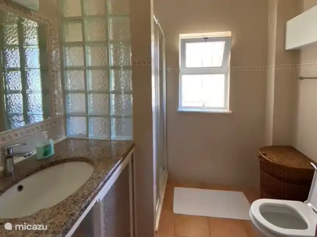 Vivenda CasaNova | Portugal, Algarve, Ferragudo - villa Salle de bain au rez-de-chaussée