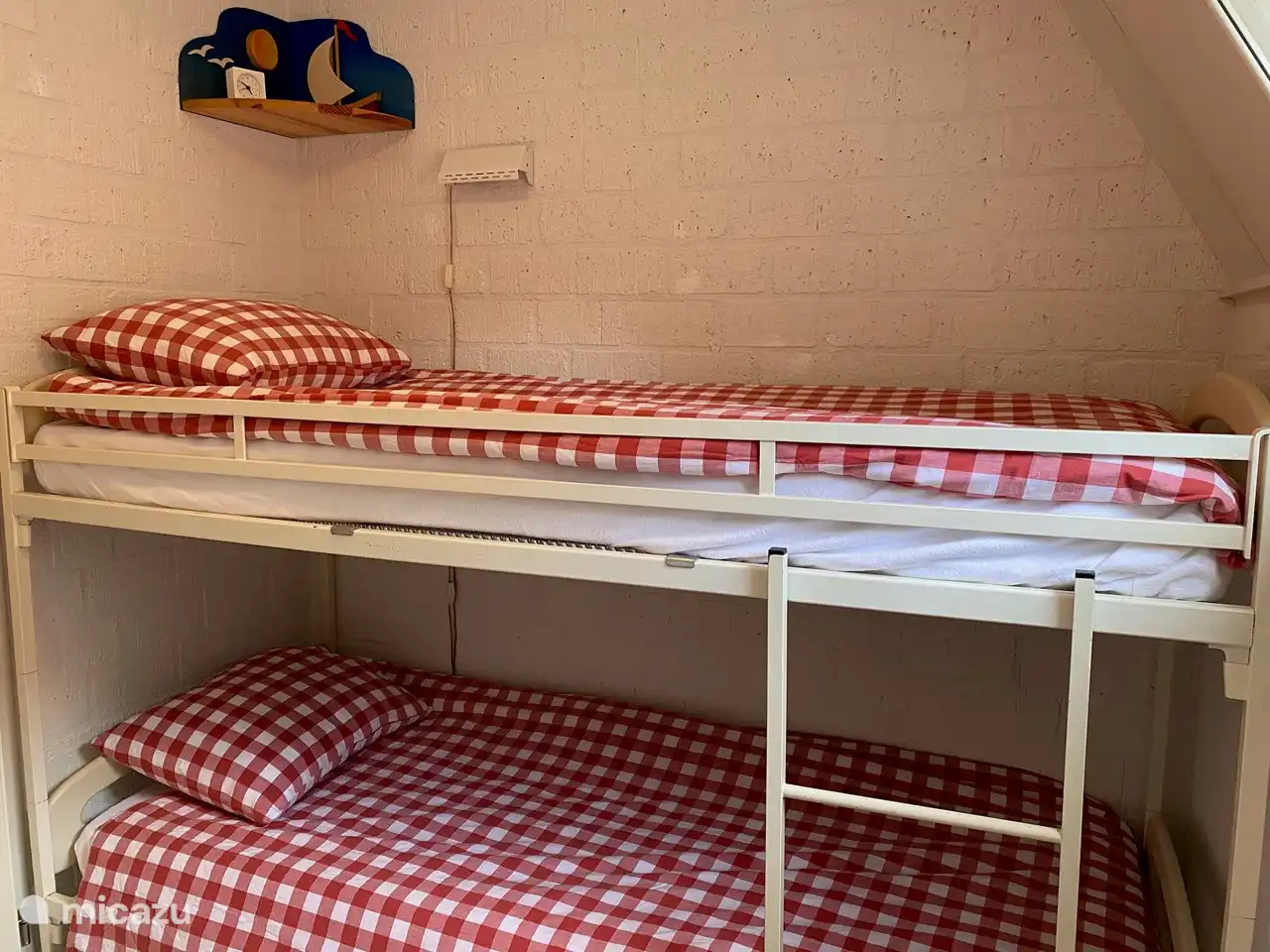 Schlafzimmer 3 (von 3): Etagenbett