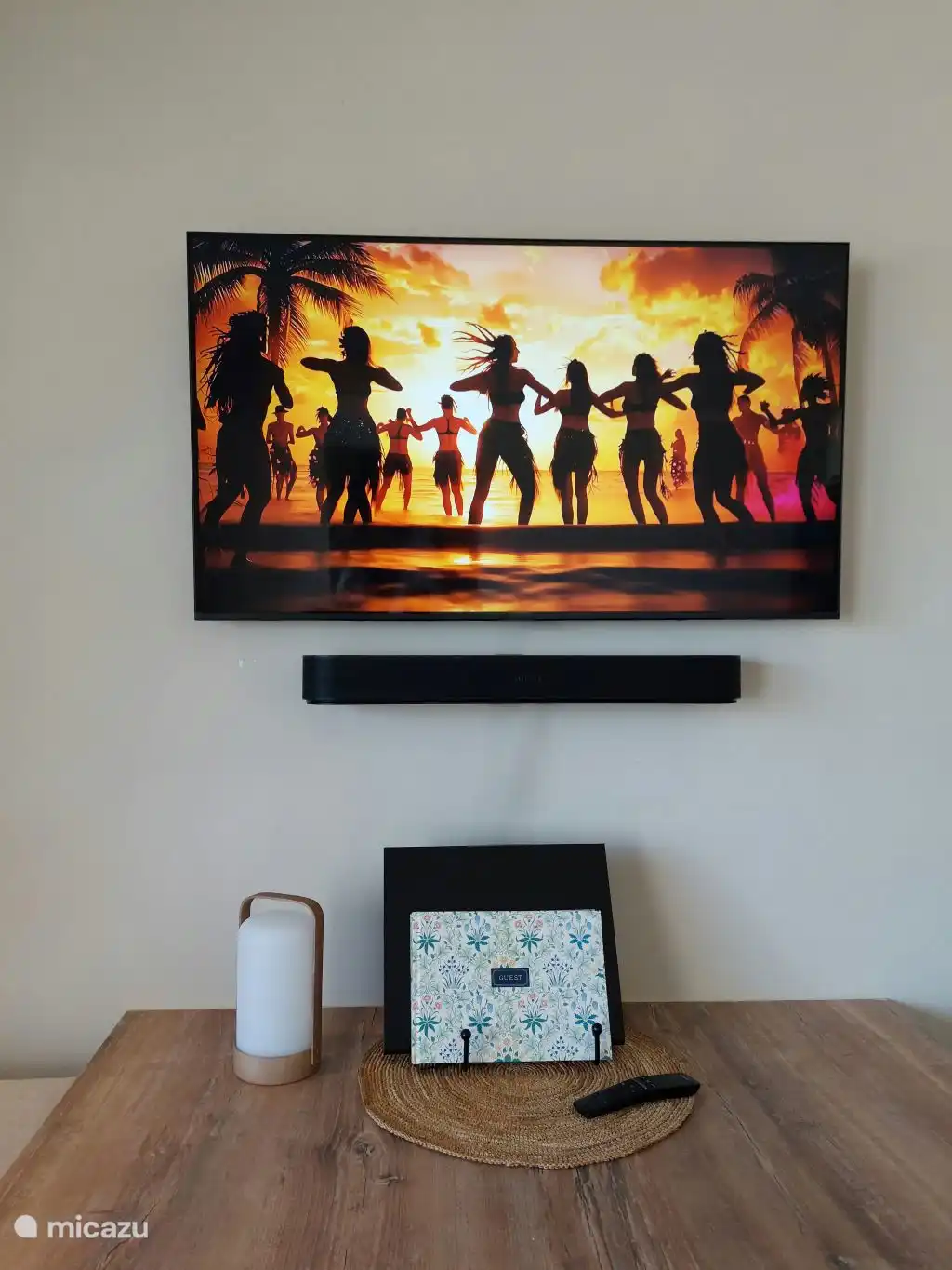 Écoutez de la musique ou regardez un film confortablement installé dans votre fauteuil