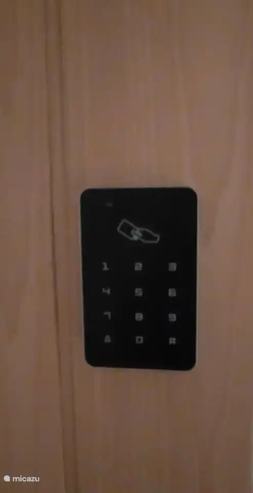 We use a digital access system for access. You will receive a pass from us which is only activated on the access system for the week(s) of your stay