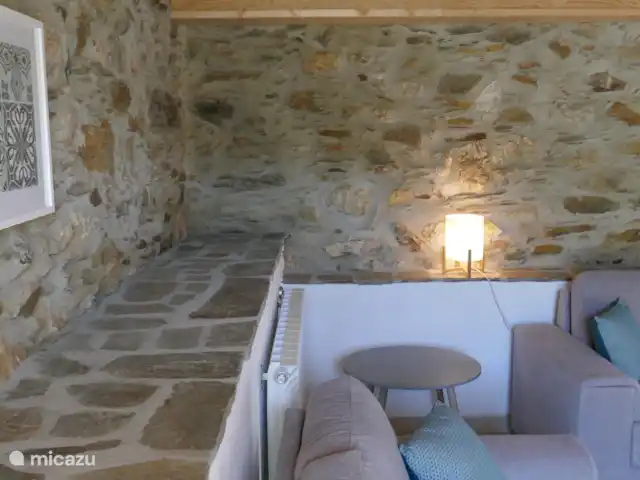 Casa Escola Velha | Portugal, Viseu, Mortágua - maison de vacances Salon avec murs en pierre d'origine