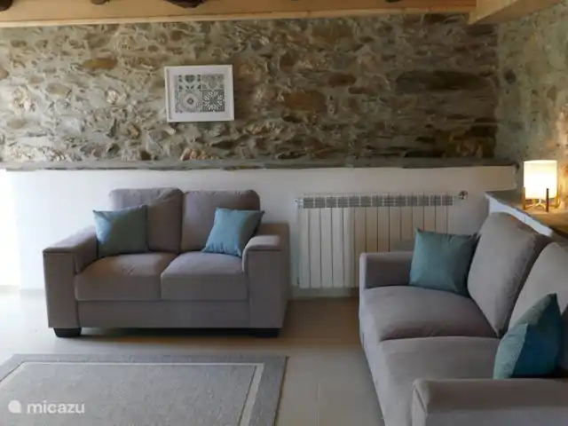 Casa Escola Velha | Portugal, Viseu, Mortágua - maison de vacances Séjour avec coin salon, poêle à granulés, smart TV et wifi