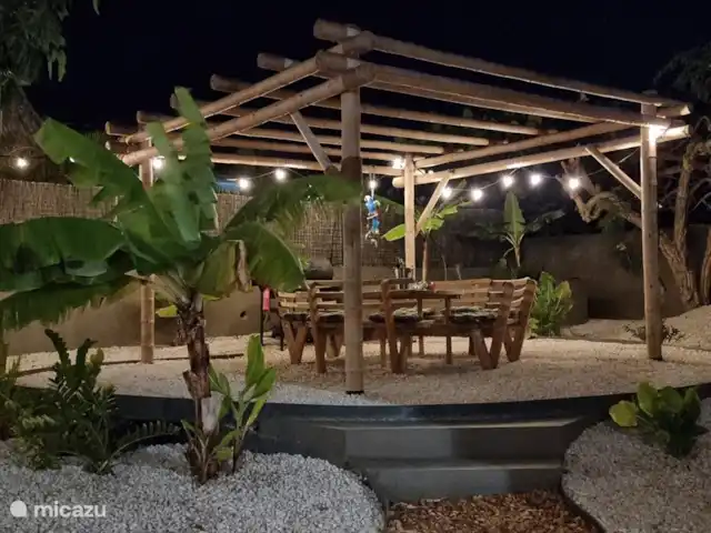 villanueva en Curazao, Bandabou (oeste), Fontein - villa Villanueva de noche.