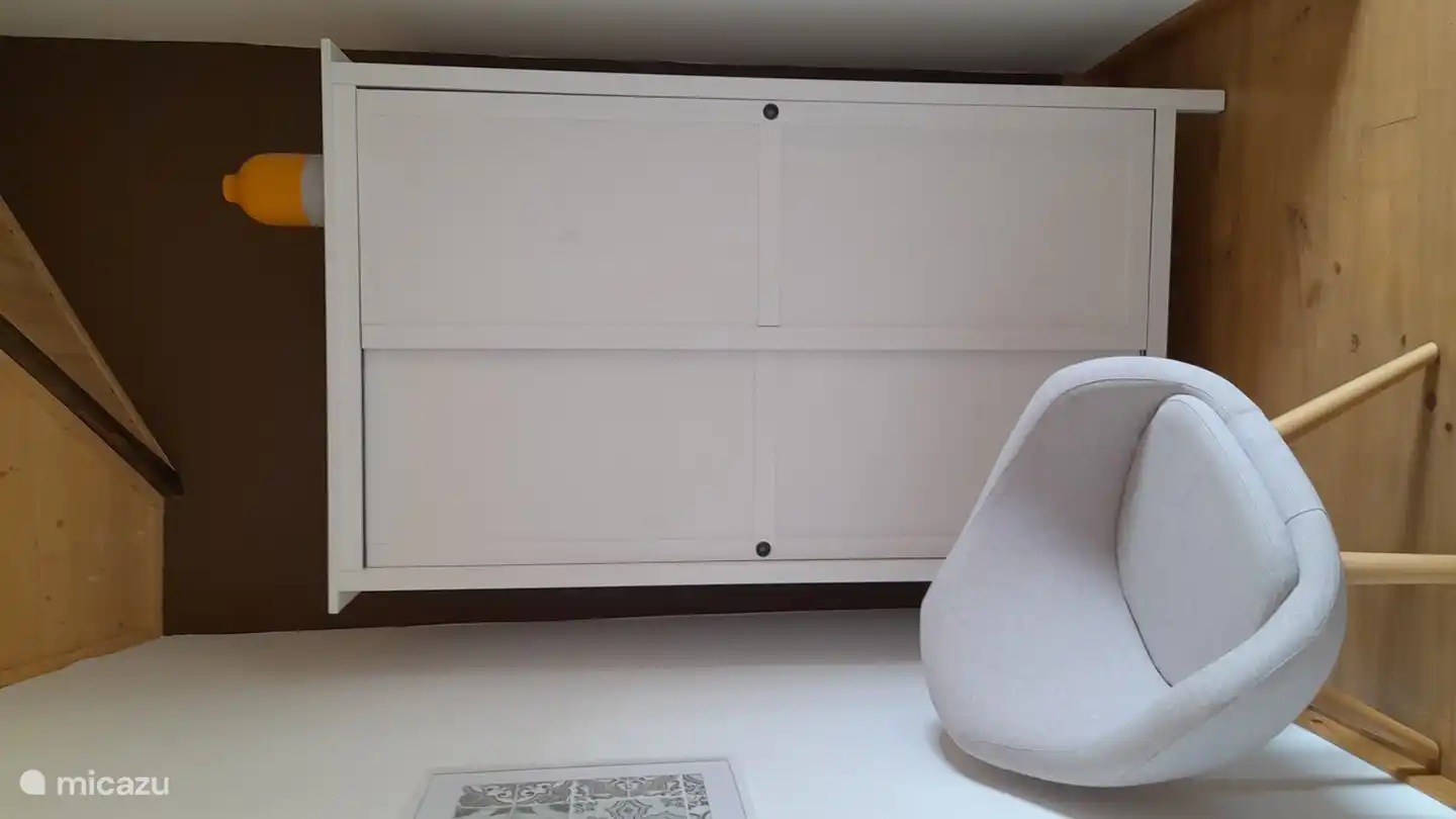 Das zweite Schlafzimmer mit einem Doppelbett