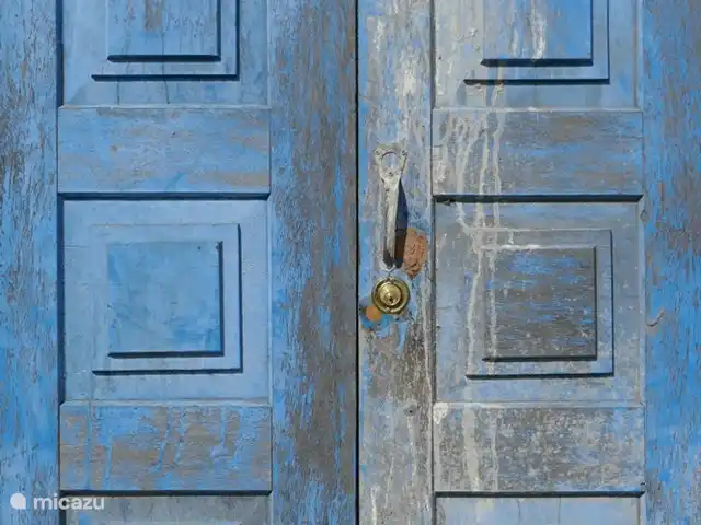 Casa Laranjeira | Portugal, Viseu, Mortágua - maison de vacances Belles portes bleues entre la cour et la rue