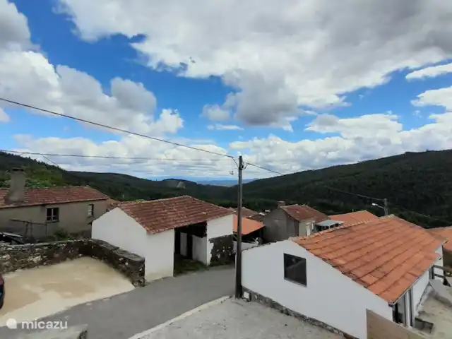 Casa Laranjeira | Portugal, Viseu, Mortágua - maison de vacances Vue depuis le bourg