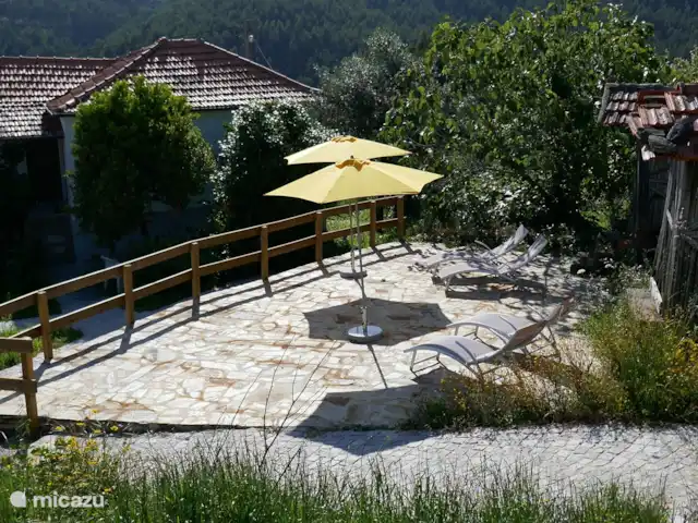 Casa Laranjeira | Portugal, Viseu, Mortágua - maison de vacances Ancien lieu de battage du maïs où se trouvent désormais de confortables chaises longues