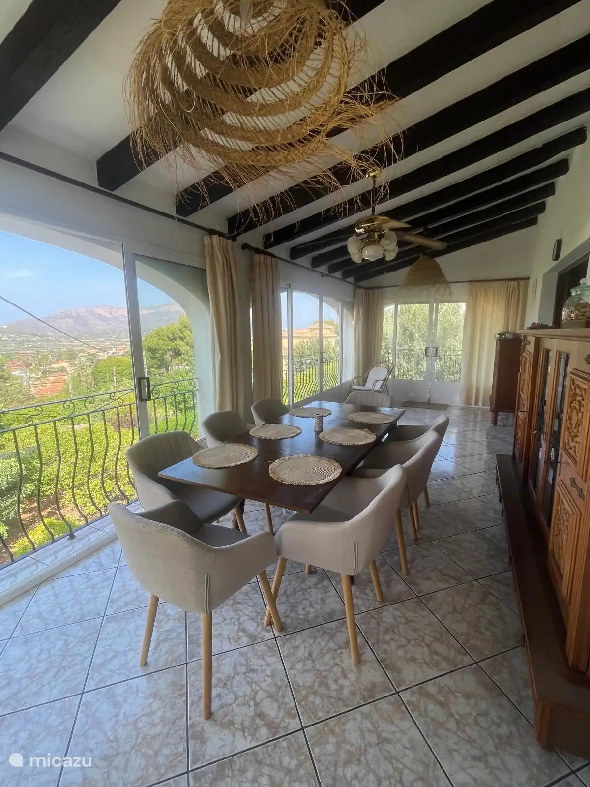 dining room/conservatory
