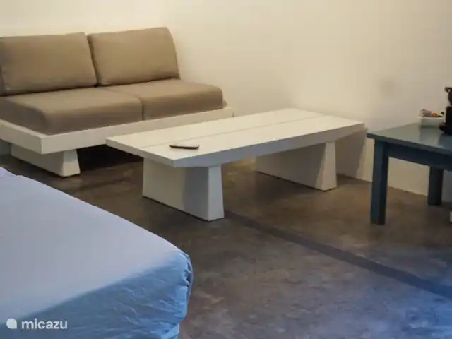 Apartment Jeremi with pool in Curaçao, Curacao-Middle, Julianadorp - bed & breakfast