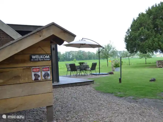 casa vacacional en Países Bajos, Overijssel, Haaksbergen – El Bakspieker en la finca Lankheet Nuestros perros Sem y Vince siempre disfrutan cuando llegan nuevos invitados.