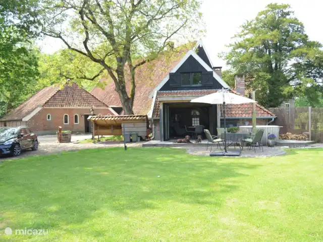 casa vacacional en Países Bajos, Overijssel, Haaksbergen – El Bakspieker en la finca Lankheet Terraza privada en la cabaña.