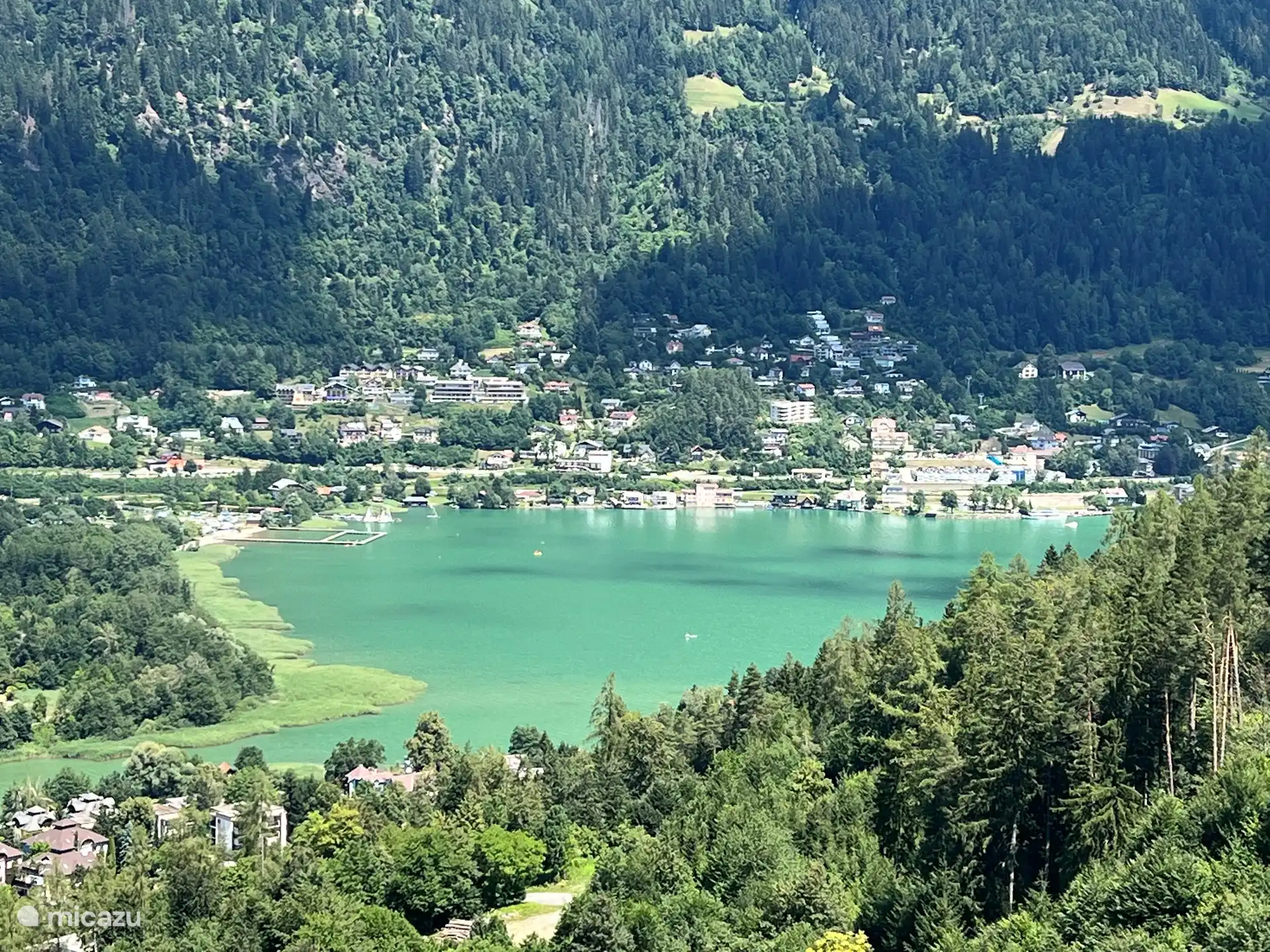 Wörhtersee depuis la tour Pyramidenkogel