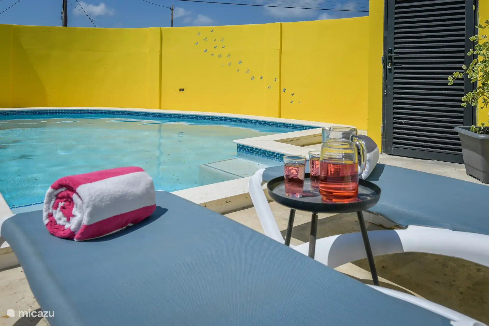 Ein schöner privater Pool zum Entspannen